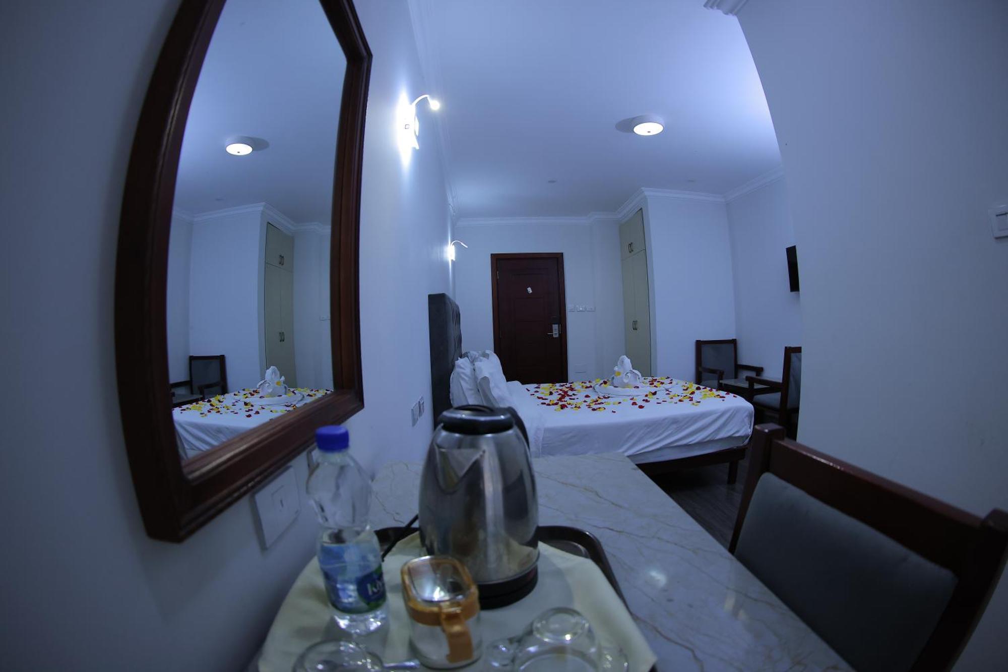 Trinity Hotel Addis Ababa Exterior photo