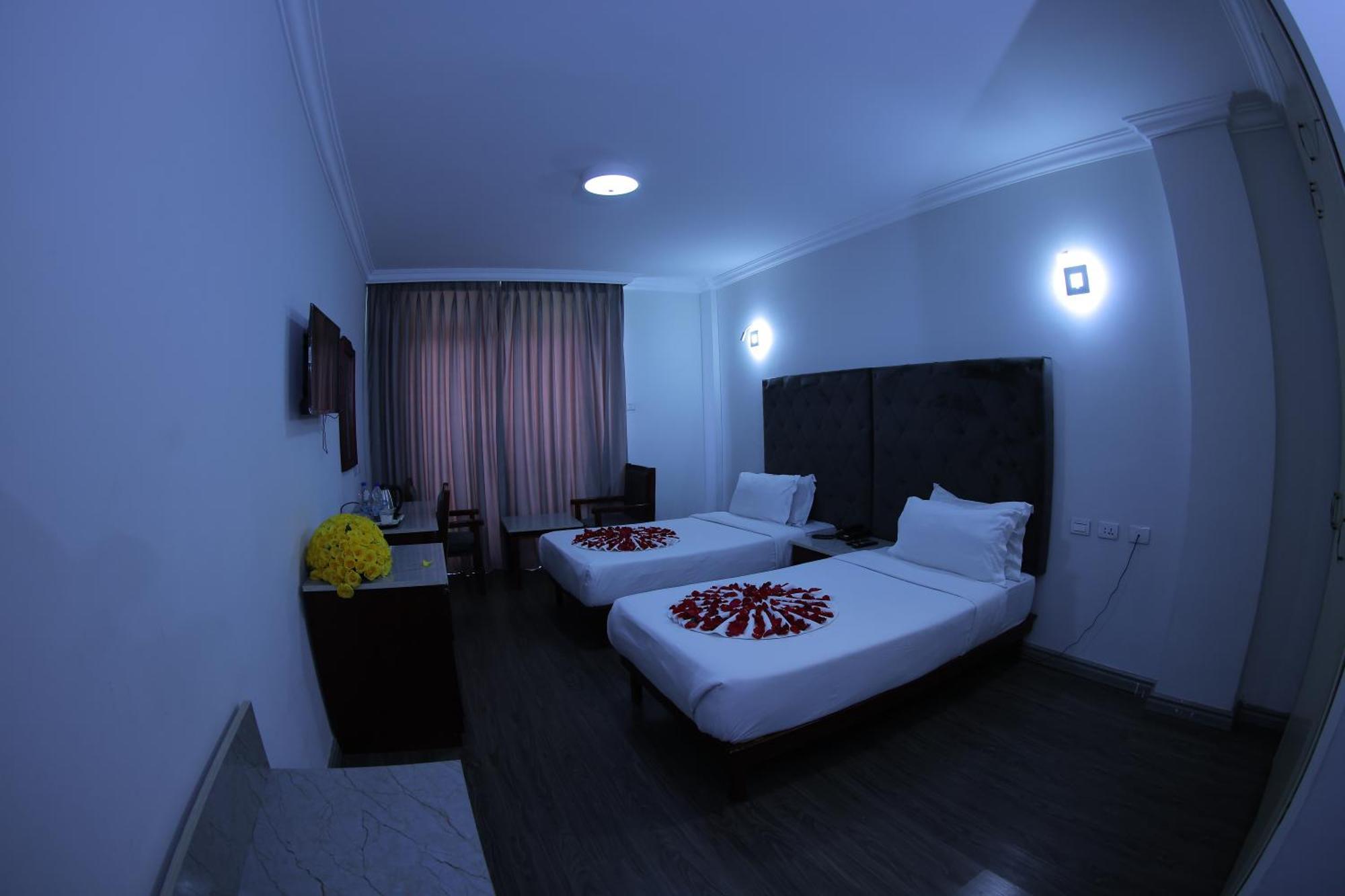 Trinity Hotel Addis Ababa Exterior photo