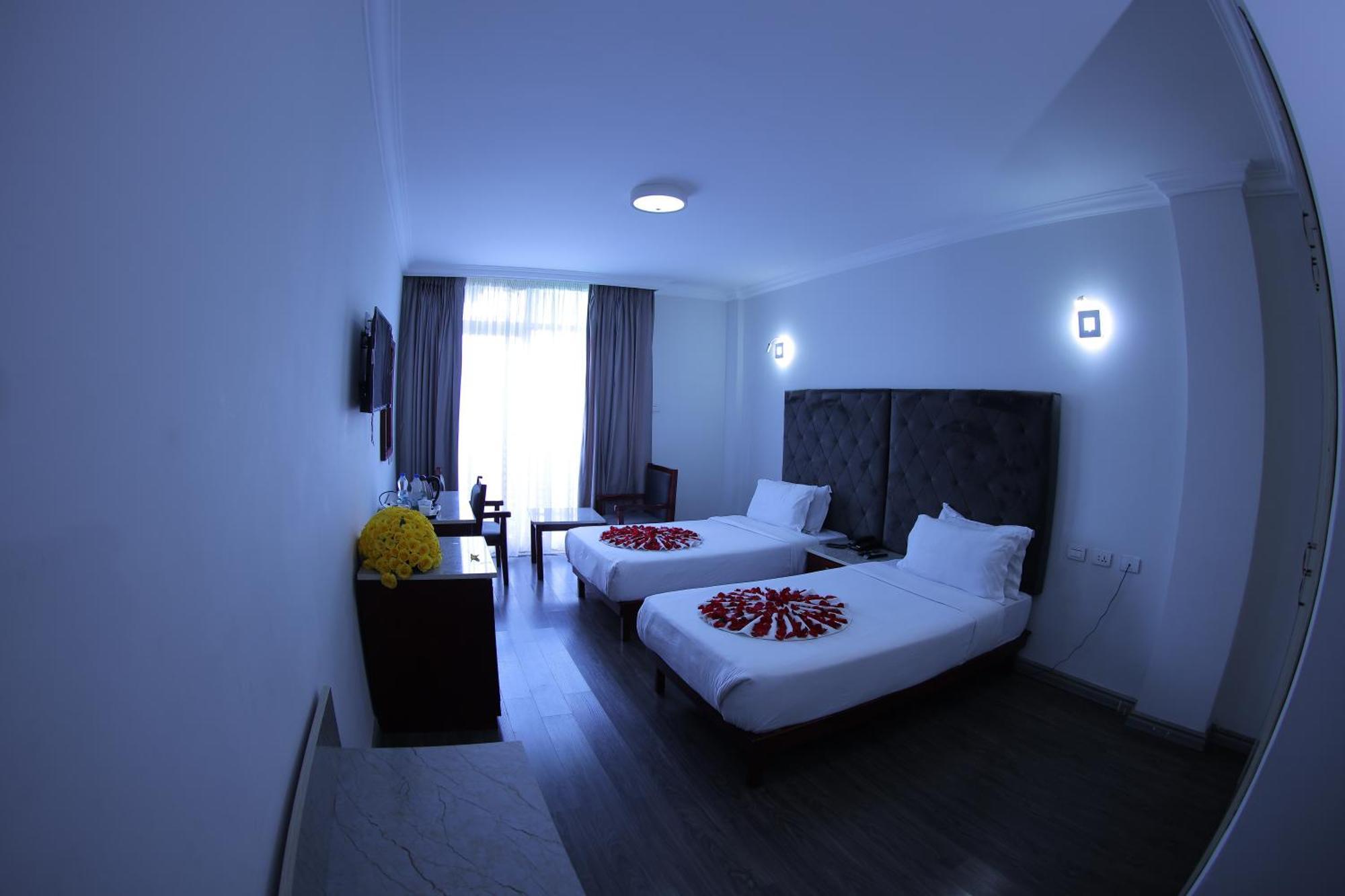 Trinity Hotel Addis Ababa Exterior photo