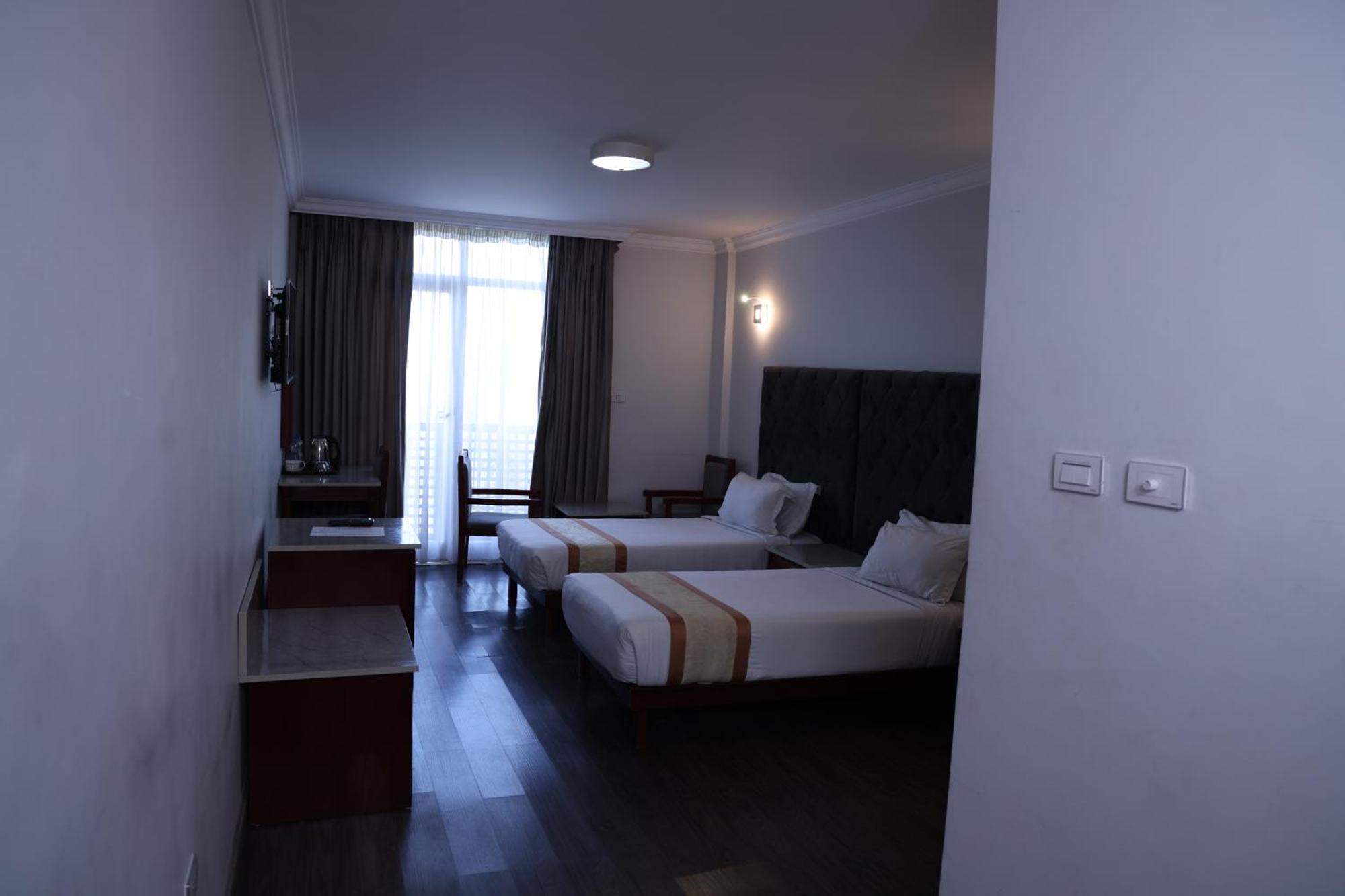 Trinity Hotel Addis Ababa Exterior photo