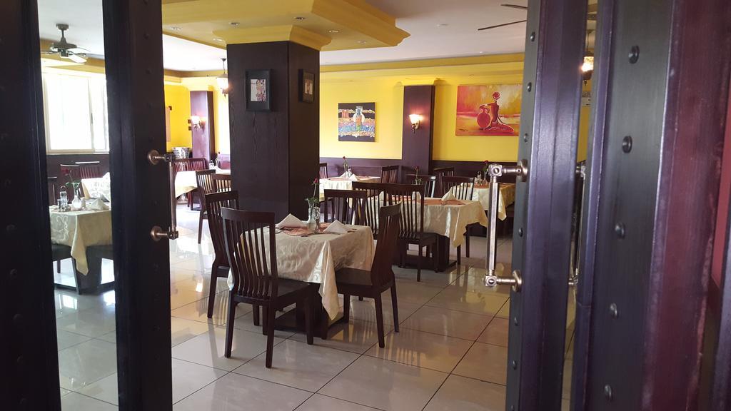 Trinity Hotel Addis Ababa Exterior photo